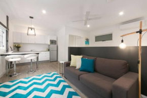 Milton Mews Blue Studio Pets Deck, Brisbane